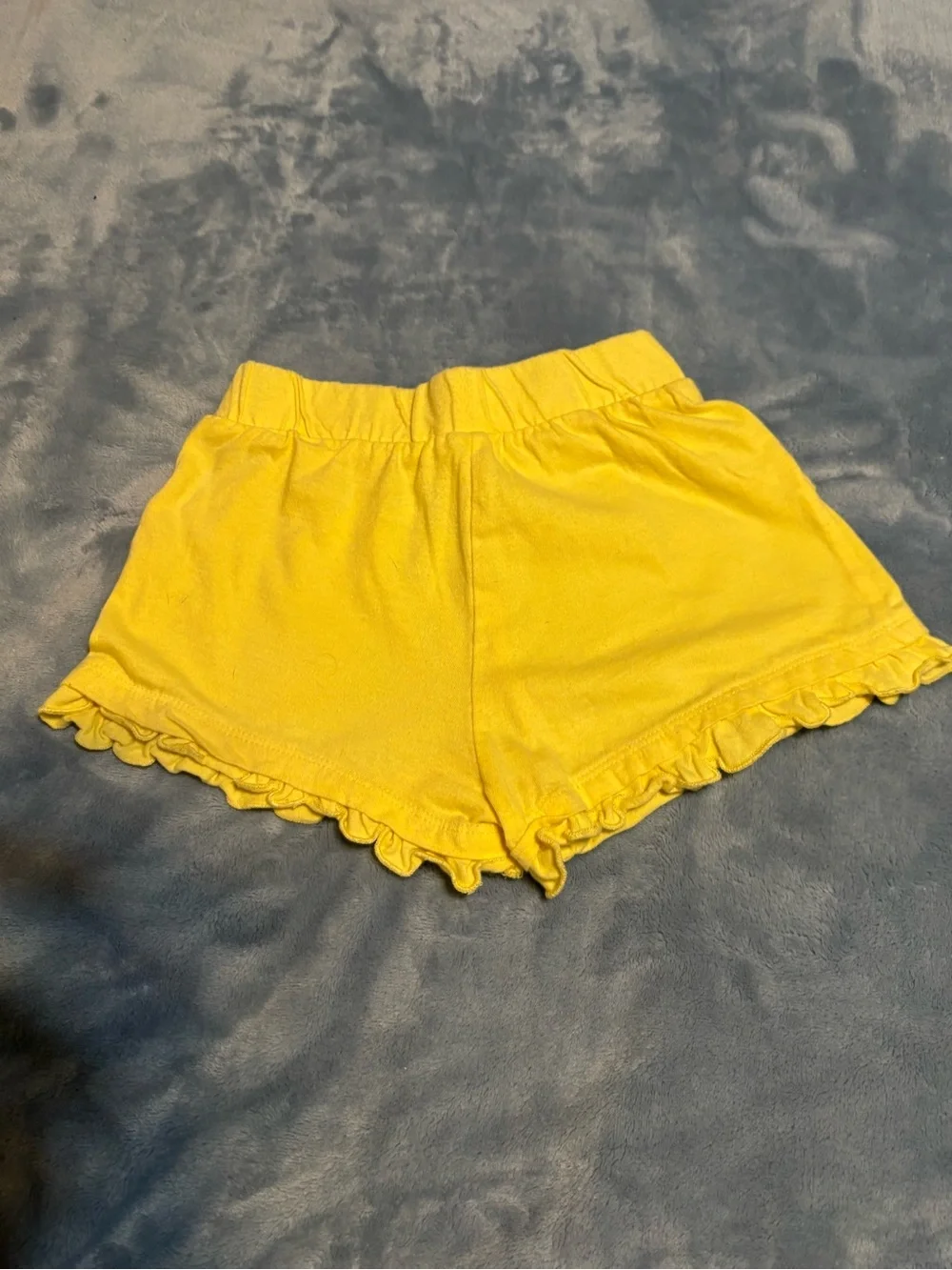 🌟Girls 6 (Small fit) OshKosh B'gosh Yellow Floral Ruffle Tank & Shorts Set